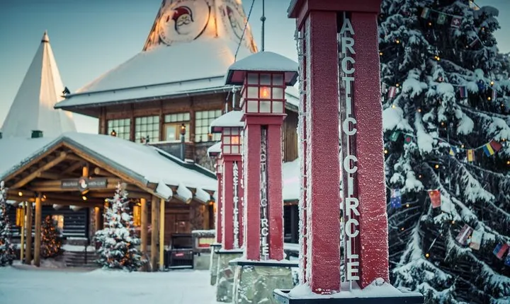 City Sightseeing and Santa Village Guided Tour, Small group