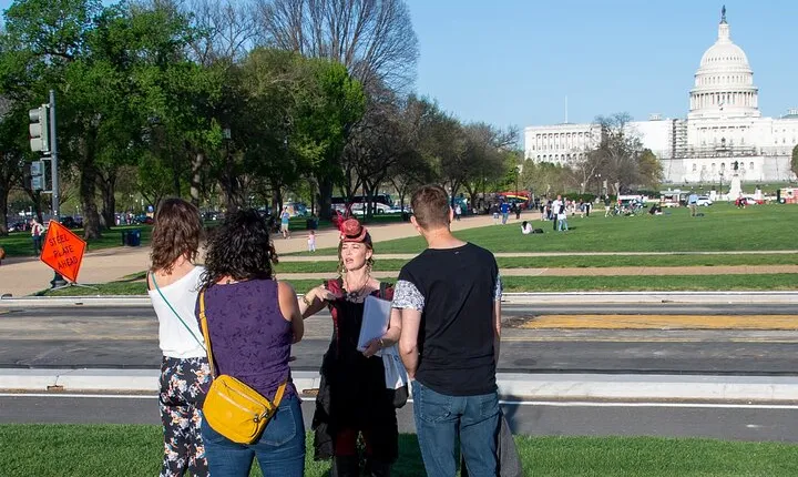 The Mall Beyond the Museums Tour