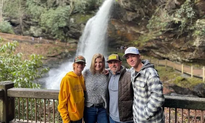 Carolina Waterfalls and Highlands Private VIP Boutique Tour