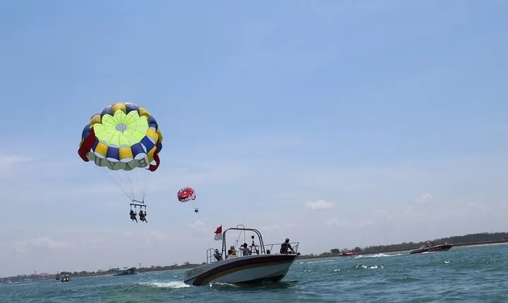 Bali Water Sports and Tanah Lot Temple Sunset Private Tour