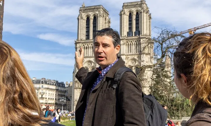 See 15+ Top Sights Paris Tour with Fun Guide, (Walking and Metro Tour)