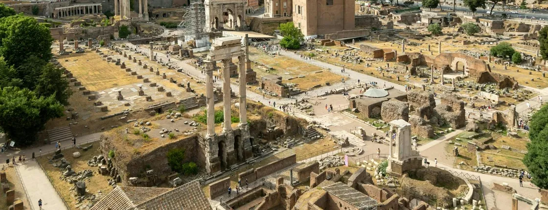 Colosseum and Roman Forum Small-Group Tour with Local Guide