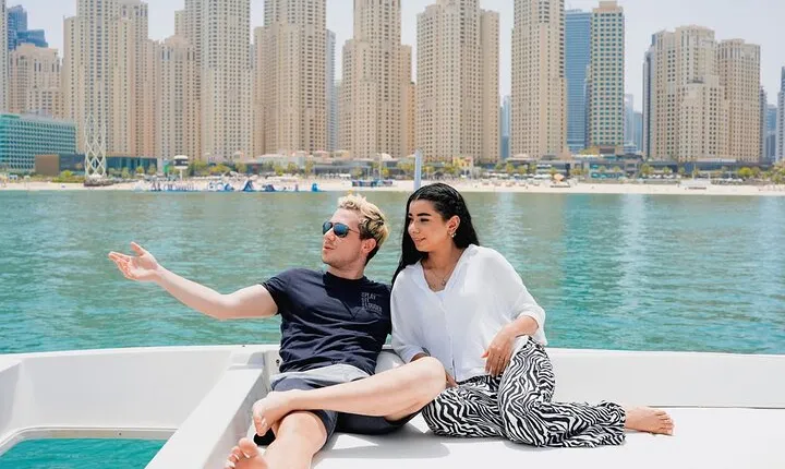 Dubai Harbour Luxury Yacht Tour with BBQ & Drinks