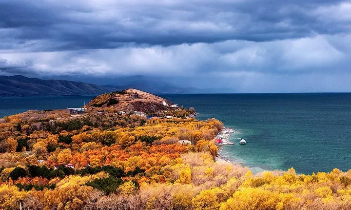 Private 7-8 hour Trip to Garni - Geghard - Lake Sevan - Sevanavank from Yerevan