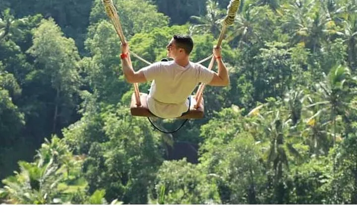 Private Tour Bali Swing & Visiting Temples in Bali