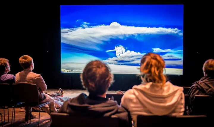 Volcano Cinema All the latest eruption in Iceland in 4K quality