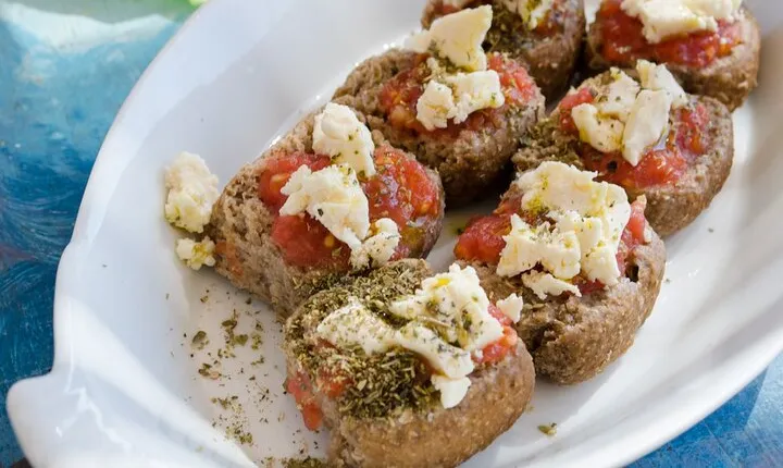 Tastes and Traditions of Mykonos with Lunch