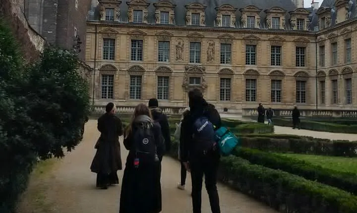 Paris Le Marais Hidden Gems Small Group Tour with Cruise Option