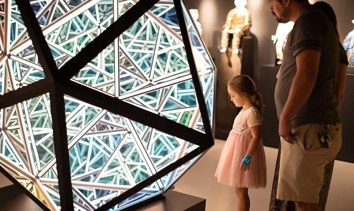 Imagine Museum of Contemporary Glass Art General Admission