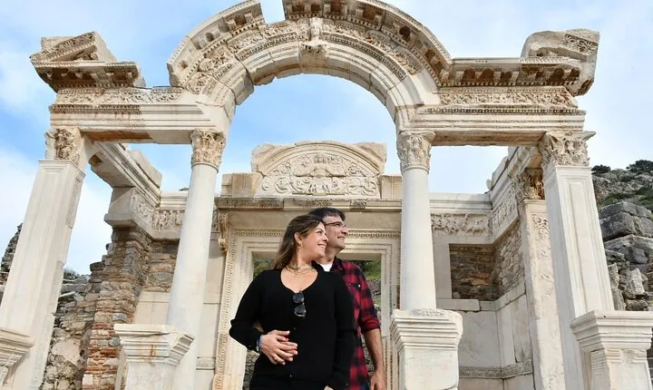 Private Van for Ephesus Tour from Kusadasi Port