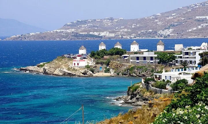 15 Days Relaxing Tour to Milos, Mykonos, Santorini & Athens