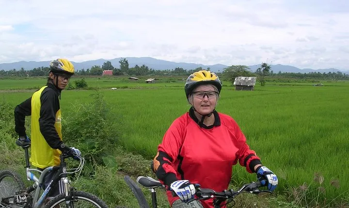 "No.1 Chiang Mai: Half Day Rice Field Vision Mountain Biking "