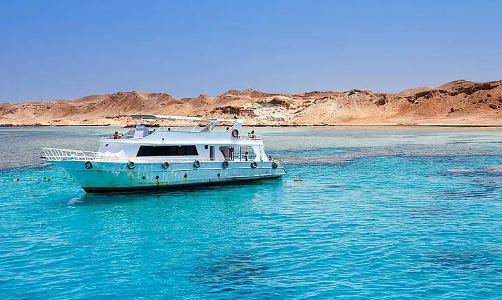 Tiran Island , Snorkeling & Diving with Lunch – Sharm El Sheikh