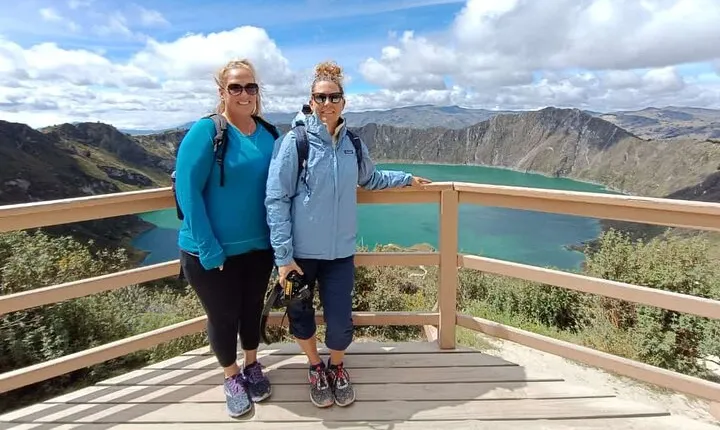3-Day Cotopaxi & Quilotoa Trekking Tour from Quito