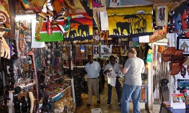 Cultural Shopping Tour, Karen Blixen And Giraffe Center