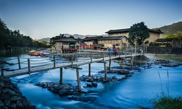 Hakka Tulou Village and Yun Shui Yao Water Town Private Day Trip from Xiamen