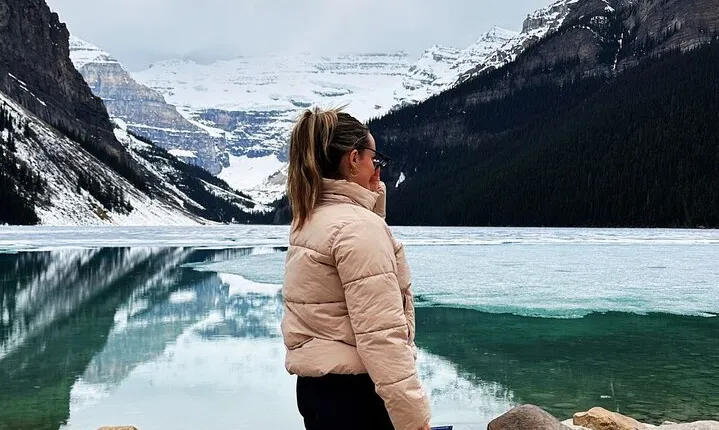 Discover Lake Louise (Spring & Fall Sightseeing)