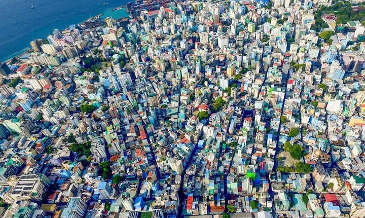 Male' guided walking tour - 3h