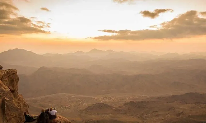 special 3 nights tour from hurghada to (cairo& sharm el-sheikh)with st.Catherine
