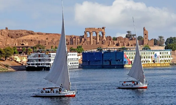 6 Hours Private Nile Cruise by Felucca to Nubian Village