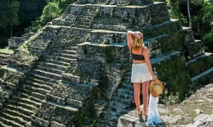 3-days Tour in the Mayan World: Tikal, Yaxha, & Island Adventures