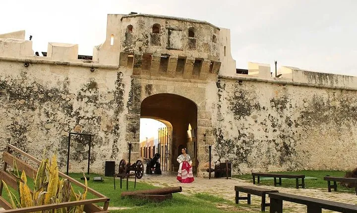 Historical Day Tour in the City of Campeche