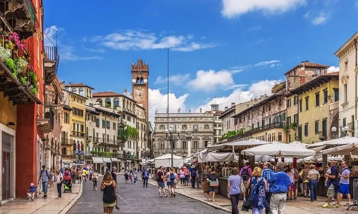 Verona and Lake Garda Day Trip from Milan