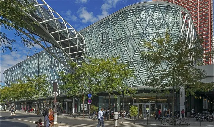 Quai Branly Museum and Shopping at Beaugrenelle Paris