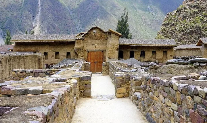 Private Ollantaytambo, Pisac Ruins Tour with Farm Visit, Gourmet Picnic Lunch
