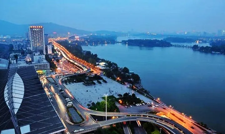 Private Arrival Transfer to Nanjing City from Railway Station