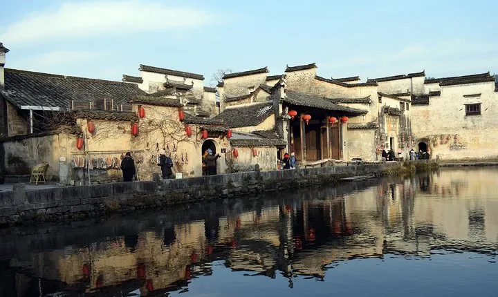Half day Huangshan to Hongcun village Group Tour-No Shopping