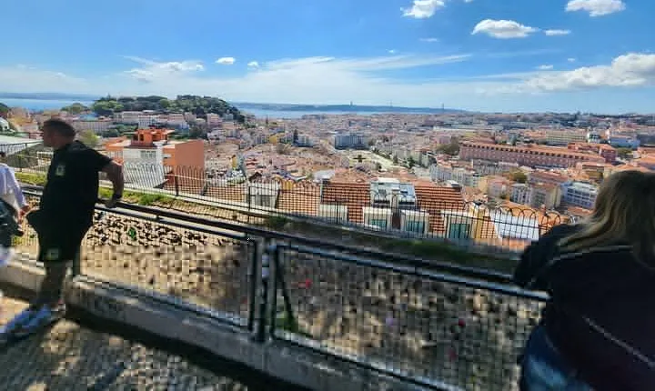 2-Hour Private Tour of Lisbon