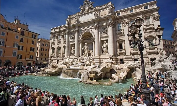 Rome: Discover the famous Fountains and Squares, Small Group Tour
