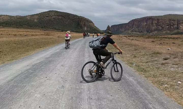 Hells Gate and Lake Naivasha Private Day Tour from Nairobi