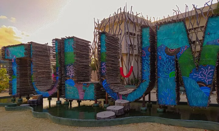 Instagreable Tour: Tulum ruins, paradise beach, Playa de Carmen