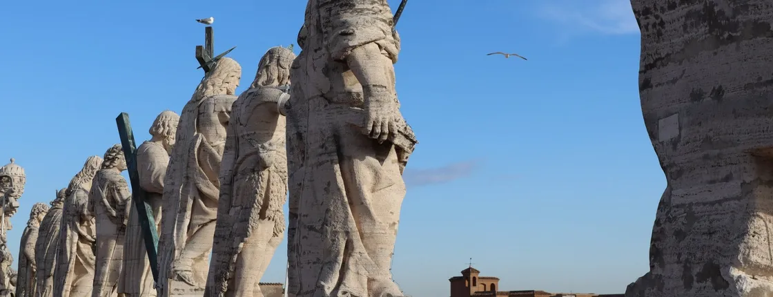 Vatican: Basilica, Dome and underground early bird tour