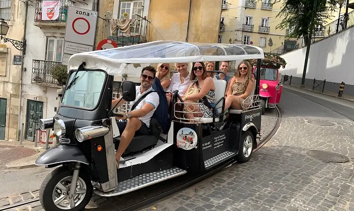 True 4Hour Private Tuk Tuk Tour: Discover Lisbon with a Local!
