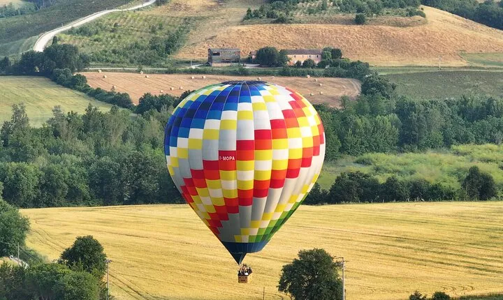 Private Hot Air Balloon to Pienza, Montalcino and Val D'orcia