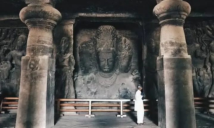 Private Elephanta Tour with Mumbai Sightseeing Including AC vehicle