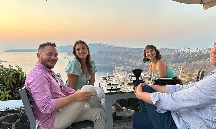 Santorini Wine Tasting: Private Tour with a Certified Wine Guide
