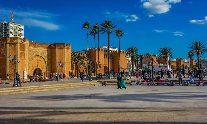 Private Transfer From Fes to Marrakech via Volubilis and Rabat