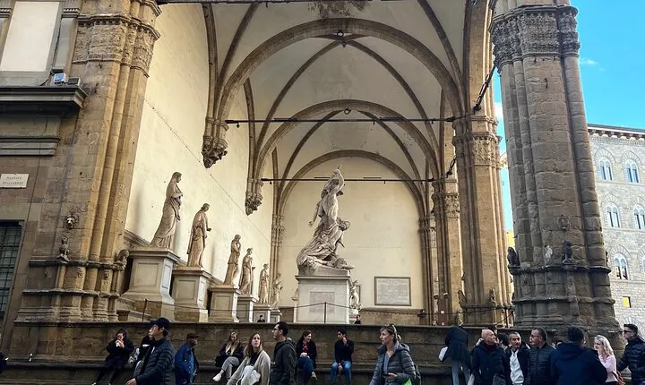 Florence Small-Group Walking Tour with Tuscan Gourmet Aperitif