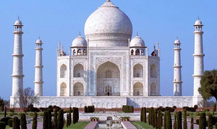 Half Day Tour of Agra -Taj Mahal 