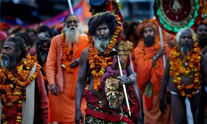 6-Day Kumbha Fair Experience with Varanasi Tour