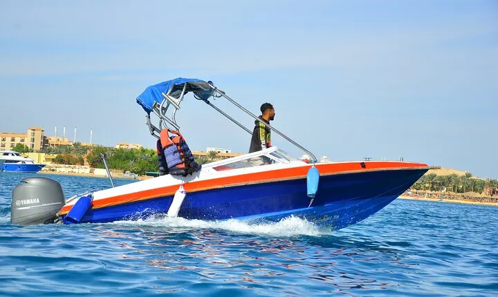 Private Speed Boat to Orange Island & Snacks - Hurghada