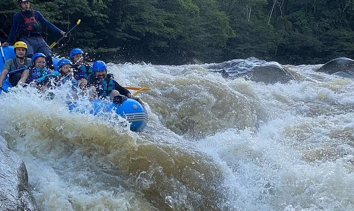 RAFTING with exciting rapids from MEDELLÍN