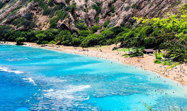 Private Oahu Tour | Up to 14 People | Beaches, Food & Aloha