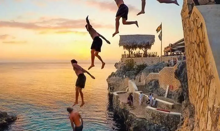 Rick's Cafe Sunset Private Tour