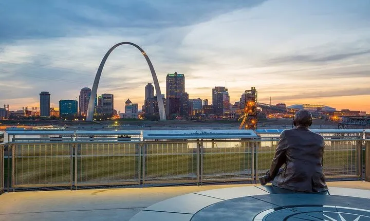Exploring St. Louis with the Family Walking Tour