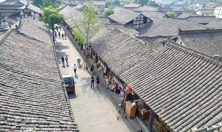 Private Overnight Tour to Langzhong Old Town from Chengdu